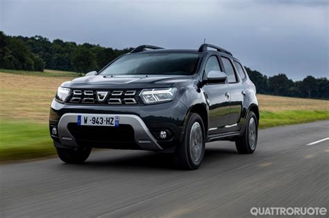 dacia duster 4x4 extreme colore grigio cometa